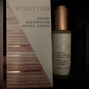 Volition snow mushroom water serum